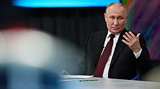 Ruský prezident Vladimir Putin bhem projevu (14. prosince 2023)
