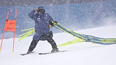 �patné po�así trápí po�adatele ly�a�ských podnik� po celém sv�te. Nejelo se ani...