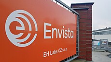 Spolenost EH Labs CZ ze skupiny Envista vyrábí ve Dvoe Králové neviditelná...