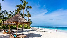 Velmi populární a zárove cenov dostupnou destinací je aktuáln Zanzibar