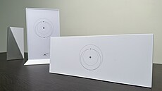 Zleva: router první, druhé a t�etí generace terminálu Starlink