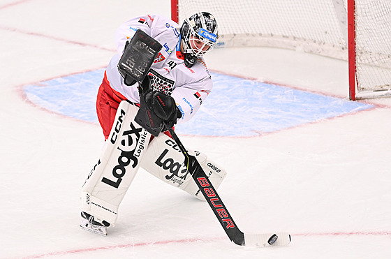 Královéhradecký branká� Eetu Laurikainen