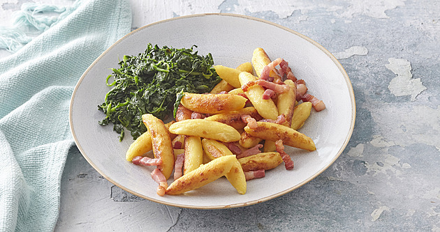 Bramborové šišky s dušeným špenátem