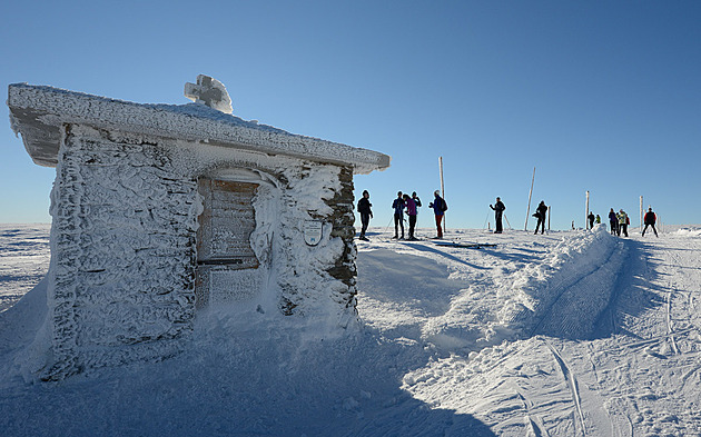 Nejkrásnější lyžování v Česku. Zkuste si vícedenní přejezdy v horách