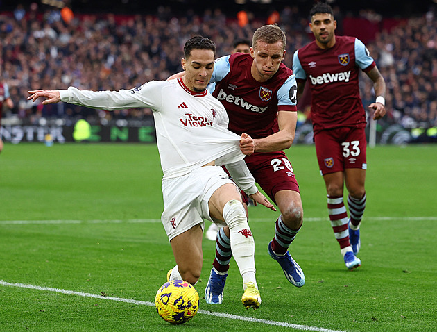 Souček a ti druzí. Reprezentační kapitán ovládl podzimní část ankety Zlatý míč