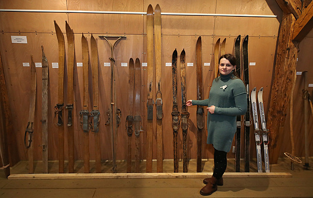 Výstava připomíná slavné vázání z Bílovce, s kandaháry skákal i Raška