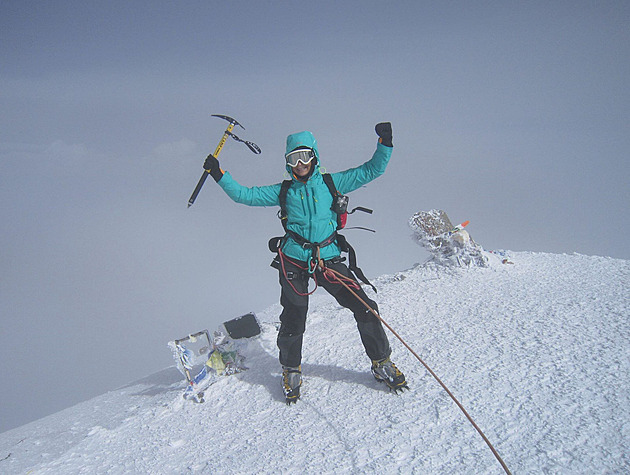 Doma mi budík zvoní ve 3:50, říká Chlumská, první Češka na Mount Everestu