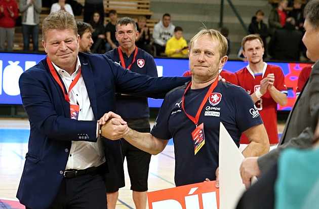 Čeští futsalisté při rozlučce Neumanna a Rešetára porazili Slovinsko