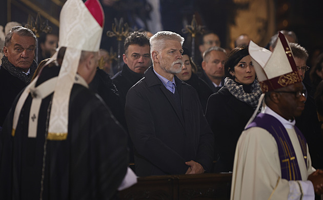 Snad to nezažijeme znovu, děkoval Pavel policistům a záchranářům z fakulty