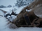 Hloubení zákop v Uzavené zón ernobylské jaderné elektrárny u hranic s...