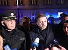 Ministr vnitra Vt Rakuan a policejn prezident Martin Vondrek vystoupili na...