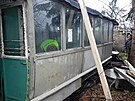 Ze stolet� tramvaje byla zahradn� chatka, muzejn�ci ji vysvobodili je��bem