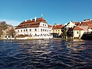 Rozvodnná eka Vltava v Krumlov 28. prosince 2023.