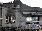 Následky nárazu sest�eleného ruského bezpilotního letounu do venkovského domu...