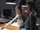 Sydney Sweeney a Glen Powell ve filmu S tebou nikdy (2023)