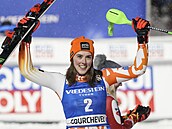 JUPÍÍÍ. Noní slalom Svtového poháru v Courchevelu vyhrála slovenská lyaka...