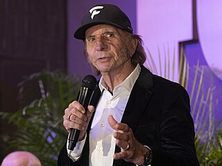 Emerson Fittipaldi na slavnostní akci v Praze diskutoval i o souasné formuli 1.