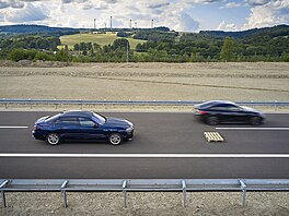 BMW Group v Sokolov v eské republice slavnostn otevela svj nový testovací...