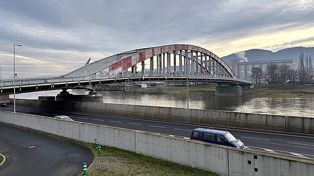 Most dr. Edvarda Benee v st nad Labem. (prosinec 2023)