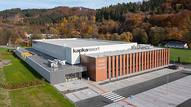 Multifunkn sportovn centrum Kapka resort vyrostlo ve Lhot u Vsetna.