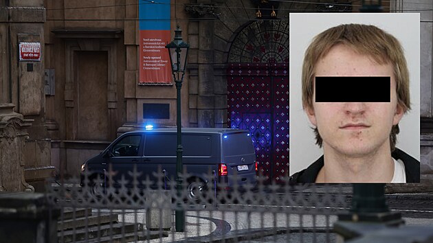 Policie zasahuje na náměstí Jana Palacha v Praze u nahlášené střelby ve škole. Na snímku střelec David K. (21. prosince 2023)