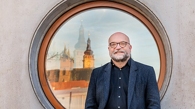 Kn�z a c�rkevn� historik Tom� Petr��ek z Hradce Kr�lov�