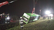Mezi obcemi Libany a Boharyn na Královéhradecku havaroval linkový autobus,...