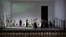 Scéna z Pucciniho Turandot ve Vídeňské státní opeře