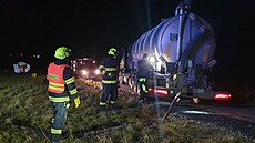 Nehoda cisterny na dálnici D1 u Perova. (19. prosince 2023) 