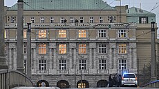 Policie zasahuje na námstí Jana Palacha v Praze u nahláené stelby ve kole....