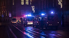 Policie zasahuje na námstí Jana Palacha v Praze u nahláené stelby ve kole....