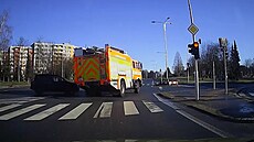 Manévr idie hasiského vozu zabránil sráce na kiovatce v Karviné