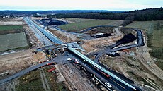 Nehoda v Polsku u obce Wolin. Nákladní auto peváející  vrtuli vtrné...