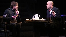 Herec Marek Mikulá�ek ztvárnil ve h�e Go Back for Murder od Agathy Christie Mereditha Blakea. 