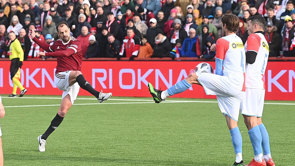 Marek Mat�jovský v dresu Sparty b�hem Silvestrovského derby pra�ských S.