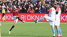 Marek Matjovský v dresu Sparty bhem Silvestrovského derby praských S.