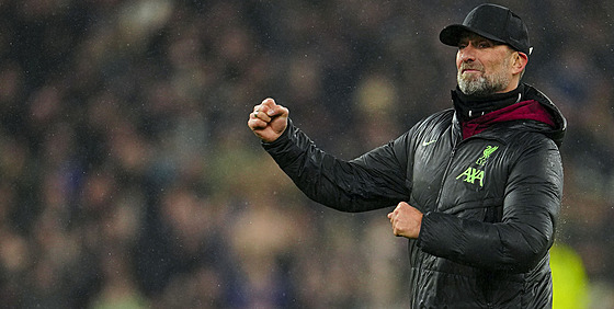 Liverpoolský trenér Jürgen Klopp slaví výhru nad Newcastlem.