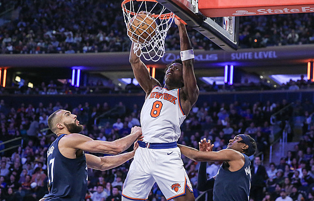 Anunoby se v New Yorku uvedl výhrou, Irvingův návrat Dallasu nepomohl