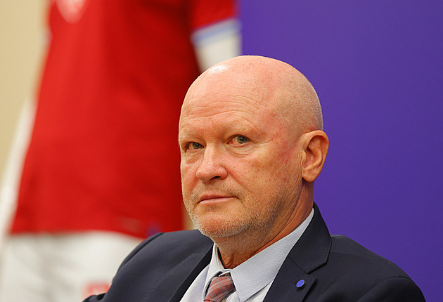 Už teď mám terč na zádech, ví Hašek. Od manželky slyšel: Jdi do toho, zvládneš to!