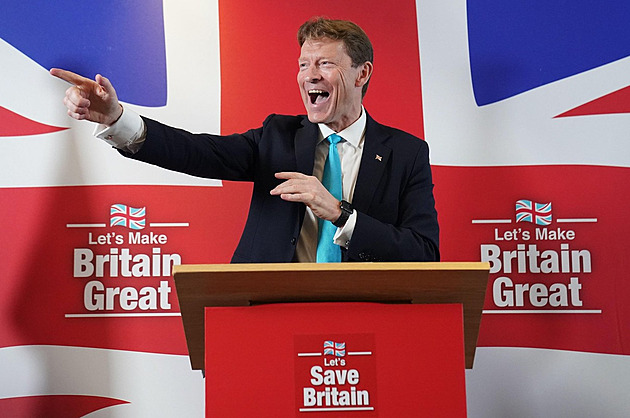 Blíží se levicový armagedon. Farage tahá za nitky a krajní pravice straší mocné