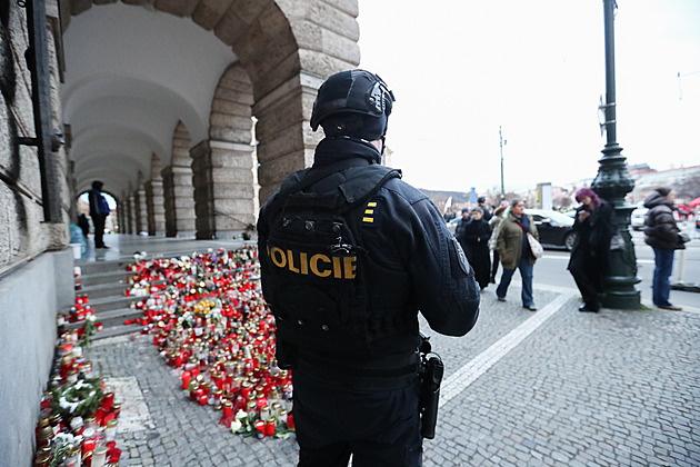 Rychlá a profesionální, míní tři čtvrtiny Čechů o policii při střelbě na fakultě