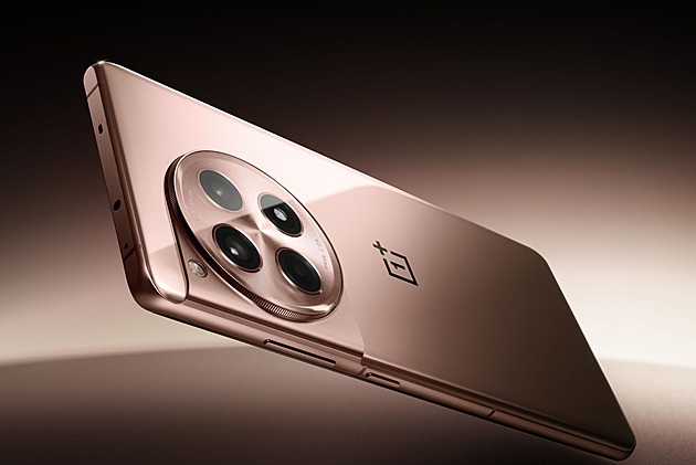 Cenová válka v plném proudu. Za výbornou výbavu nechtějí moc