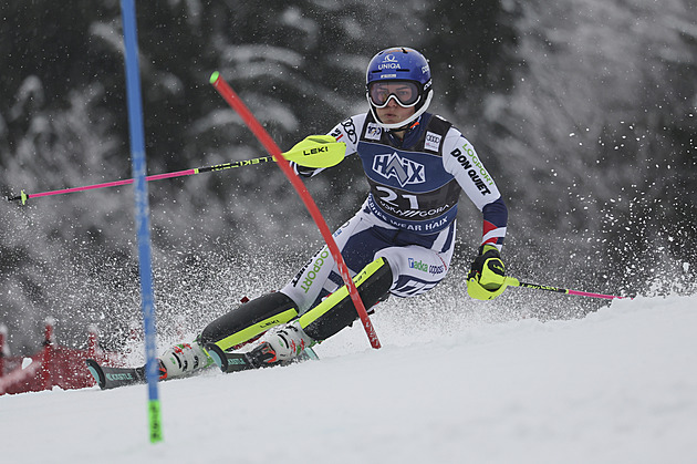 Dubovská postoupila v Krajnske Goře do druhého kola slalomu, vede Vlhová