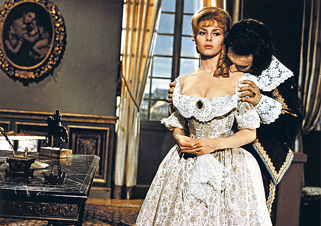 Vzestupy i pády Michèle Mercierové: v zajetí podvodníků i svůdné Angeliky