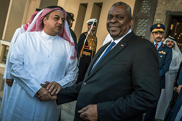 Austin byl na operaci s rakovinou prostaty, odhalila nemocnice důvod absence