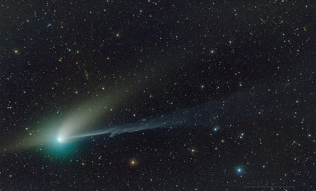 Rok komety a velkolepých setkání planet. Co si letos nenechat ujít na obloze