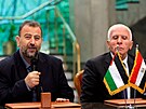 Zástupce éfa palestinského hnutí Hamás Sálih al-Arúrí bhem slavnostního...