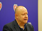 Pedseda Fotbalové asociace eské republiky Petr Fousek na tiskové konferenci k...