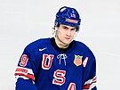 Americký útoník Cutter Gauthier na svtovém ampionátu junior.