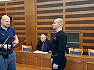 Jakub M. se u Krajského soudu v Hradci Králové zpovídá z pokusu vrady